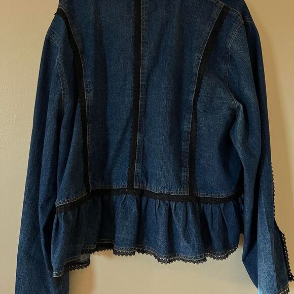 The Paragon Women's Jean Jacket with Black Ruffles Size 2X - Picture 5 of 5